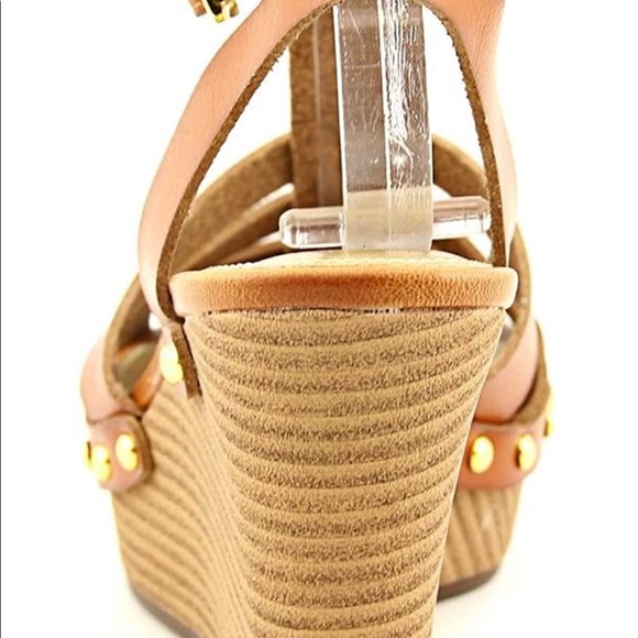 American Living Abaline T-Strap  Wedge Sandals - Picture 3 of 10